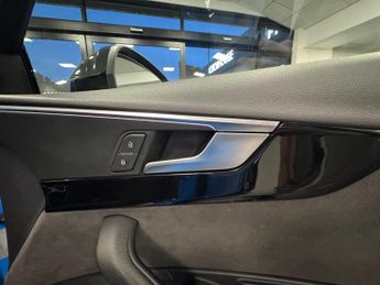 AUDI A4 2.0 TDI 40 Black Edition Saloon 4dr Diesel S Tronic Euro 6 (s/s)