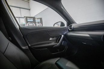 MERCEDES-BENZ A-CLASS 1.5 A180d Sport (Executive) Hatchback 5dr Diesel 7G-DCT Euro 6 (