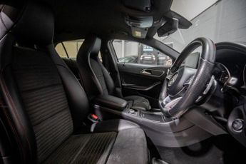 MERCEDES-BENZ GLA 2.1 GLA220d AMG Line (Executive) SUV 5dr Diesel 7G-DCT 4MATIC Eu