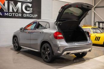 MERCEDES-BENZ GLA 2.1 GLA220d AMG Line (Executive) SUV 5dr Diesel 7G-DCT 4MATIC Eu