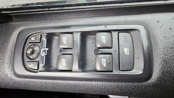 LAND ROVER DISCOVERY 4 3.0 SD V6 XS Station Wagon 5dr Diesel Auto 4WD (s/s) (213 g/km, 