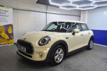 MINI HATCH 1.5 Cooper Hatchback 5dr Petrol Steptronic Euro 6 (s/s) (136 ps)