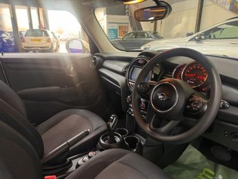 MINI HATCH 1.5 Cooper Hatchback 5dr Petrol Steptronic Euro 6 (s/s) (136 ps)