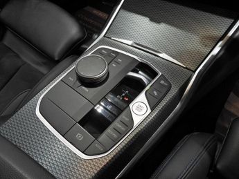 BMW 3 SERIES 2.0 320d MHT M Sport Saloon 4dr Diesel Hybrid Auto Euro 6 (s/s) 