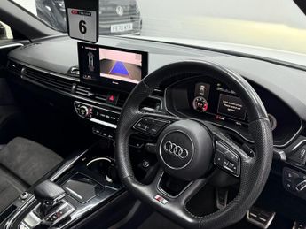 AUDI A4 2.0 TDI 35 Black Edition Saloon 4dr Diesel S Tronic Euro 6 (s/s)