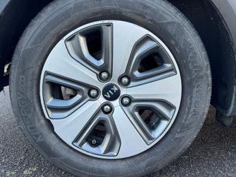 KIA NIRO 1.6h GDi GPF 2 SUV 5dr Petrol Hybrid DCT Euro 6 (s/s) (139 bhp)