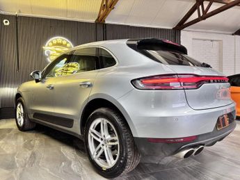 PORSCHE MACAN 3.0T V6 S SUV 5dr Petrol PDK 4WD Euro 6 (s/s) (354 ps)