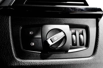 BMW 3 SERIES 2.0 320i M Sport Shadow Edition Saloon 4dr Petrol Auto xDrive Eu