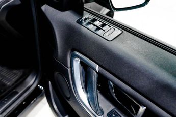 LAND ROVER DISCOVERY SPORT 2.0 TD4 Landmark SUV 5dr Diesel Auto 4WD Euro 6 (s/s) (180 ps)