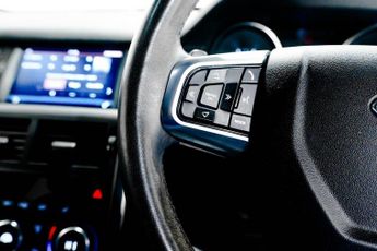 LAND ROVER DISCOVERY SPORT 2.0 TD4 Landmark SUV 5dr Diesel Auto 4WD Euro 6 (s/s) (180 ps)