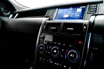 LAND ROVER DISCOVERY SPORT 2.0 TD4 Landmark SUV 5dr Diesel Auto 4WD Euro 6 (s/s) (180 ps)