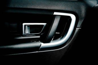 LAND ROVER DISCOVERY SPORT 2.0 TD4 Landmark SUV 5dr Diesel Auto 4WD Euro 6 (s/s) (180 ps)