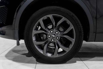 LAND ROVER DISCOVERY SPORT 2.0 TD4 Landmark SUV 5dr Diesel Auto 4WD Euro 6 (s/s) (180 ps)