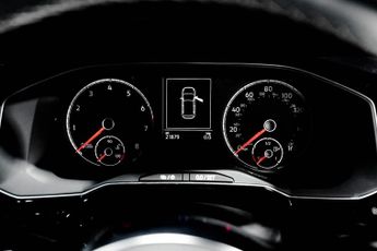 VOLKSWAGEN POLO 1.0 TSI R-Line Hatchback 5dr Petrol DSG Euro 6 (s/s) (95 ps)