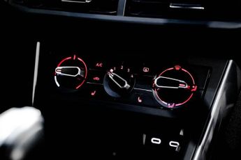 VOLKSWAGEN POLO 1.0 TSI R-Line Hatchback 5dr Petrol DSG Euro 6 (s/s) (95 ps)