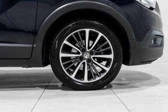 VAUXHALL CROSSLAND X 1.2 Turbo Elite Nav SUV 5dr Petrol Auto Euro 6 (s/s) (130 ps)