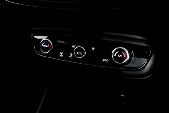 VAUXHALL CROSSLAND X 1.2 Turbo Elite Nav SUV 5dr Petrol Auto Euro 6 (s/s) (130 ps)