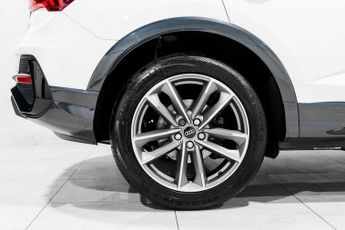 AUDI Q3 1.5 TFSI CoD 35 Black Edition Sportback 5dr Petrol S Tronic Euro