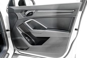 AUDI Q3 1.5 TFSI CoD 35 Black Edition Sportback 5dr Petrol S Tronic Euro