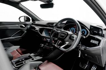 AUDI Q3 1.5 TFSI CoD 35 Black Edition Sportback 5dr Petrol S Tronic Euro