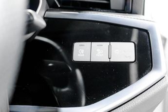 AUDI Q3 1.5 TFSI CoD 35 Black Edition Sportback 5dr Petrol S Tronic Euro