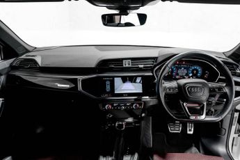 AUDI Q3 1.5 TFSI CoD 35 Black Edition Sportback 5dr Petrol S Tronic Euro