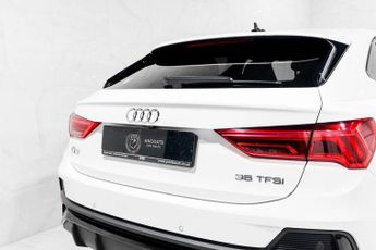 AUDI Q3 1.5 TFSI CoD 35 Black Edition Sportback 5dr Petrol S Tronic Euro