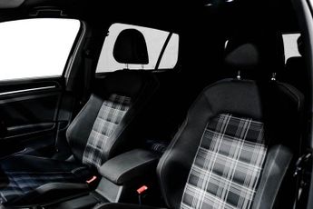 VOLKSWAGEN GOLF 2.0 TDI BlueMotion Tech GTD Hatchback 5dr Diesel DSG Euro 6 (s/s