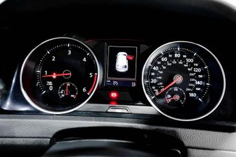 VOLKSWAGEN GOLF 2.0 TDI BlueMotion Tech GTD Hatchback 5dr Diesel DSG Euro 6 (s/s