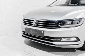 VOLKSWAGEN PASSAT 2.0 BiTDI BlueMotion Tech GT Saloon 4dr Diesel DSG 4Motion Euro 
