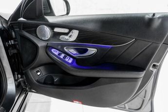 MERCEDES-BENZ C-CLASS 2.1 C250d AMG Line (Premium Plus) Saloon 4dr Diesel G-Tronic+ 4M