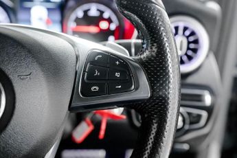 MERCEDES-BENZ C-CLASS 2.1 C250d AMG Line (Premium Plus) Saloon 4dr Diesel G-Tronic+ 4M