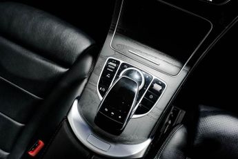 MERCEDES-BENZ C-CLASS 2.1 C250d AMG Line (Premium Plus) Saloon 4dr Diesel G-Tronic+ 4M