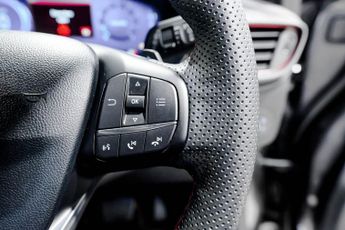 FORD PUMA 1.0T EcoBoost MHEV ST-Line X SUV 5dr Petrol Hybrid DCT Euro 6 (s