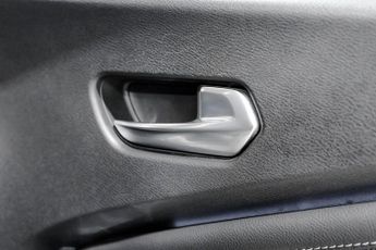 NISSAN JUKE 1.6 Tekna SUV 5dr Petrol Hybrid Auto Euro 6 (143 ps)