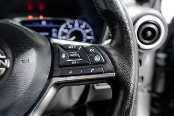 NISSAN JUKE 1.6 Tekna SUV 5dr Petrol Hybrid Auto Euro 6 (143 ps)