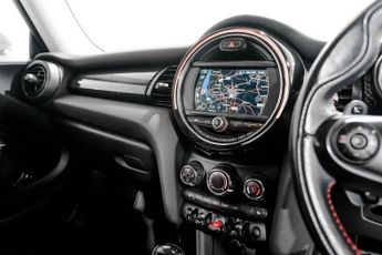 MINI HATCH 2.0 Cooper S Hatchback 3dr Petrol Steptronic Euro 6 (s/s) (192 p