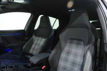 VOLKSWAGEN GOLF 2.0 TDI GTD Hatchback 5dr Diesel DSG Euro 6 (s/s) (200 ps)