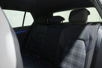 VOLKSWAGEN GOLF 2.0 TDI GTD Hatchback 5dr Diesel DSG Euro 6 (s/s) (200 ps)