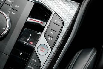 BMW 3 SERIES 2.0 330e 12kWh M Sport Saloon 4dr Petrol Plug-in Hybrid Auto xDr