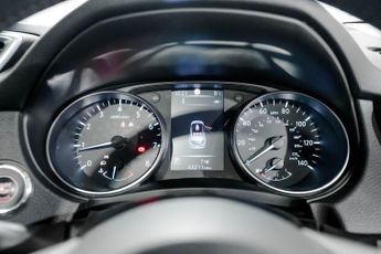 NISSAN QASHQAI 1.2 DIG-T N-Connecta SUV 5dr Petrol XTRON Euro 6 (s/s) (115 ps)