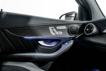 MERCEDES-BENZ GLC 2.0 GLC300d AMG Line (Premium Plus) SUV 5dr Diesel G-Tronic+ 4MA