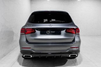 MERCEDES-BENZ GLC 2.0 GLC300d AMG Line (Premium Plus) SUV 5dr Diesel G-Tronic+ 4MA