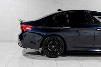 BMW 5 SERIES 2.0 520d M Sport Saloon 4dr Diesel Auto xDrive Euro 6 (s/s) (190