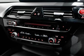 BMW 5 SERIES 2.0 520d M Sport Saloon 4dr Diesel Auto xDrive Euro 6 (s/s) (190