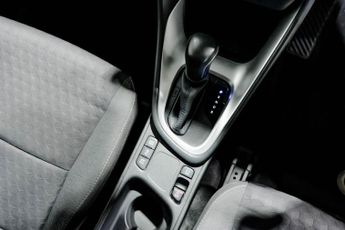 TOYOTA YARIS 1.5 VVT-h Design Hatchback 5dr Petrol Hybrid E-CVT Euro 6 (s/s) 