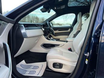 JAGUAR F-PACE 2.0 F-Pace R-Dynamic HSE D MHEV AWD Auto 4WD 5dr