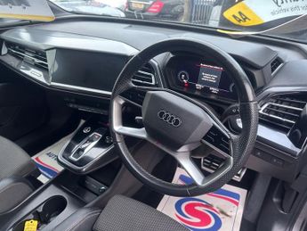 AUDI Q4 E-TRON 40 S line SUV 5dr Electric Auto 82kWh (204 ps)