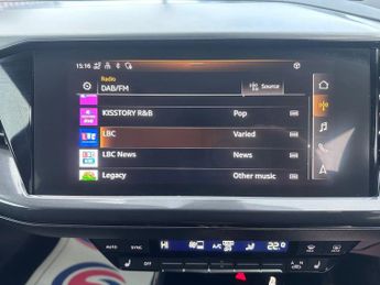 AUDI Q4 E-TRON 40 S line SUV 5dr Electric Auto 82kWh (204 ps)