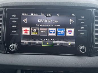 SKODA KAROQ 1.5 TSI ACT SportLine SUV 5dr Petrol DSG Euro 6 (s/s) (150 ps)